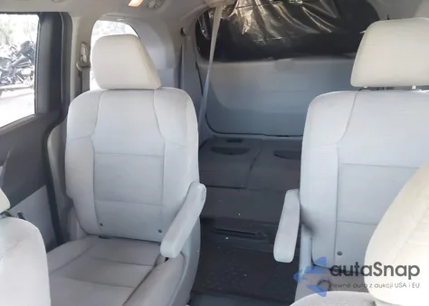 2011 Honda Odyssey Lx z USA, uszkodzony, nr VIN 5FNRL5H21B039266